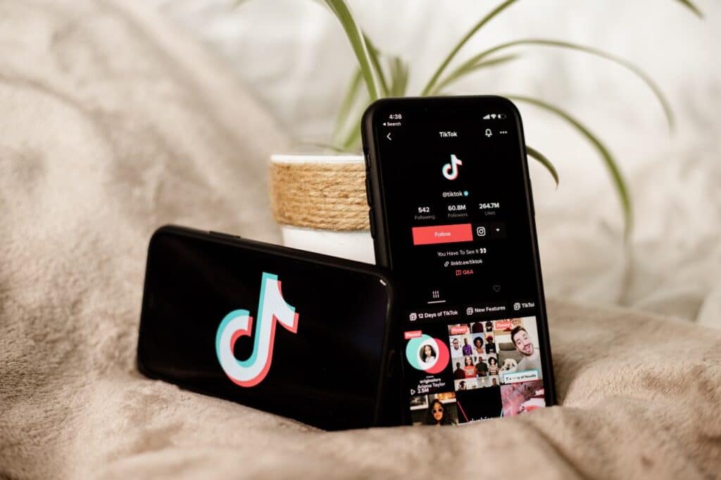 descubre el impacto de tiktok en tu dia a dia como esta red social esta cambiando la forma en que vivimos